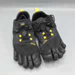 VIBRAM FIVE FINGERS V-TRAIL 41 שחור גברים - שחור, 41