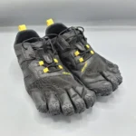 VIBRAM FIVE FINGERS V-TRAIL 2.0 44 שחור גברים